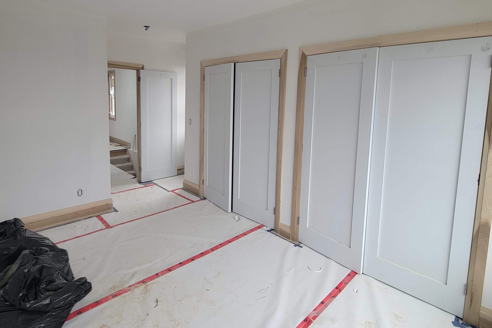Interior doors and closets installation