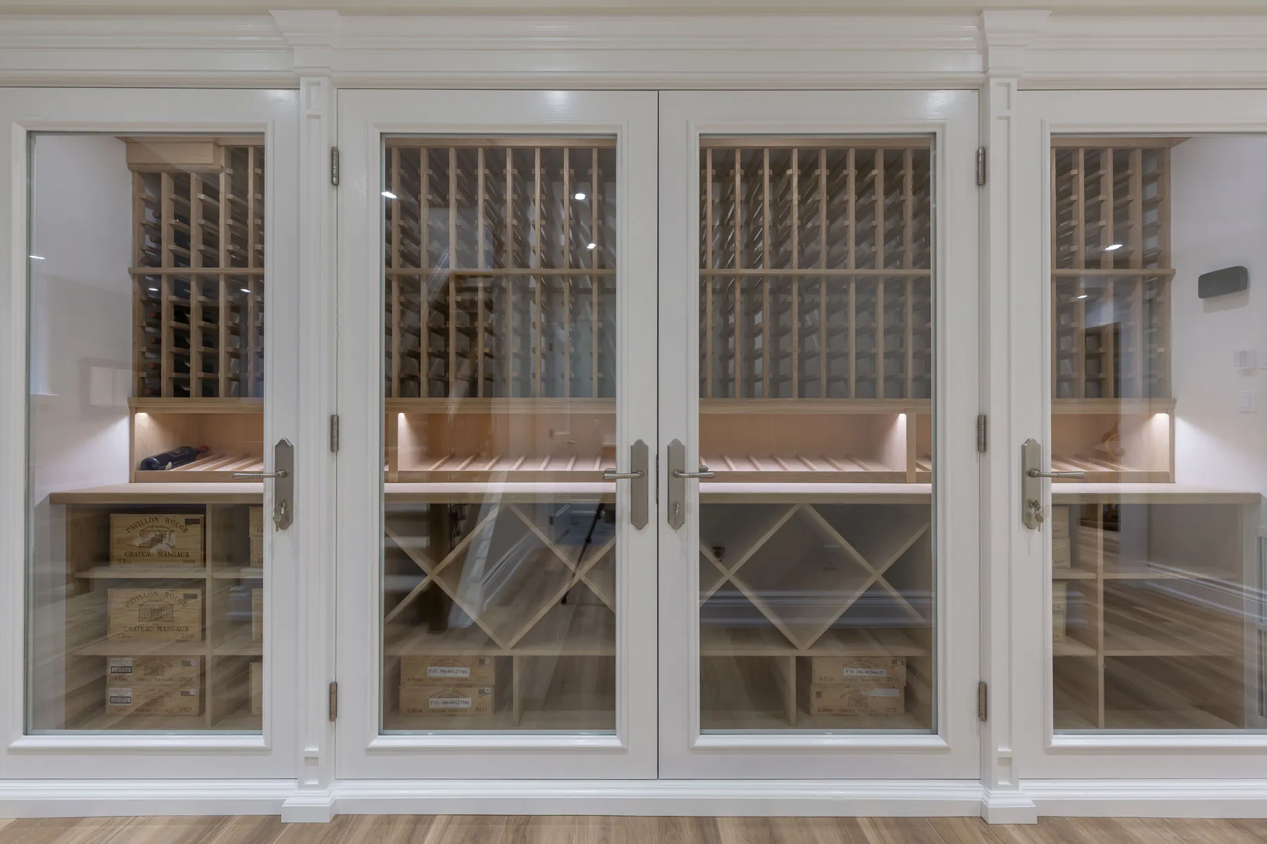 Built-in glass wine cabinet