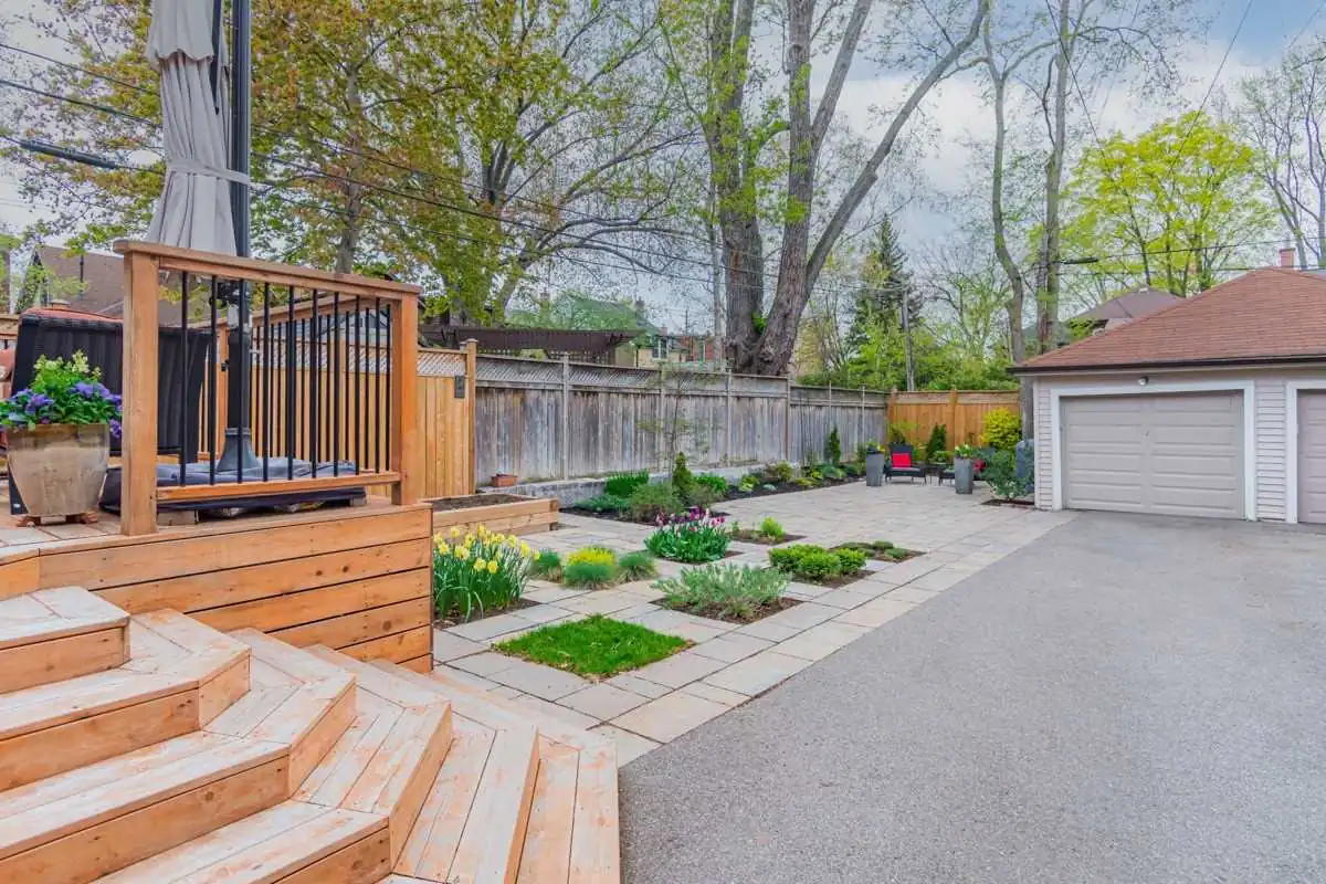 Exterior Backyard Deck Landscaping