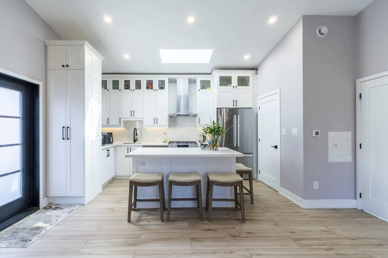 Kitchen Island Front View